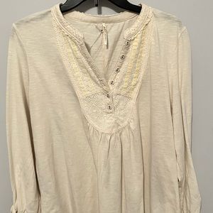 Nine 1 Eight Boho cream top embellished sz XL